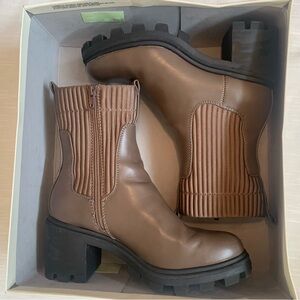 Stylish Brown Ankle Boots